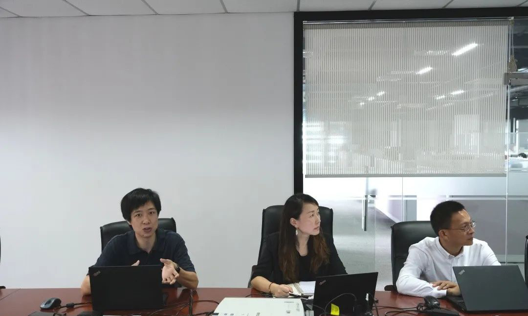 ϲ���������ӿƼ���ѧ΢����ѧԺ��Ѿ�ҵ����ͬ�齱